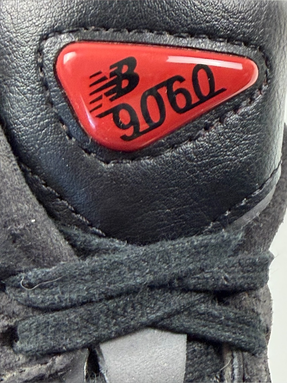 New Balance 9060 Men’s Black and Gray Chunky Athletic Sneakers - Picture 9 of 10